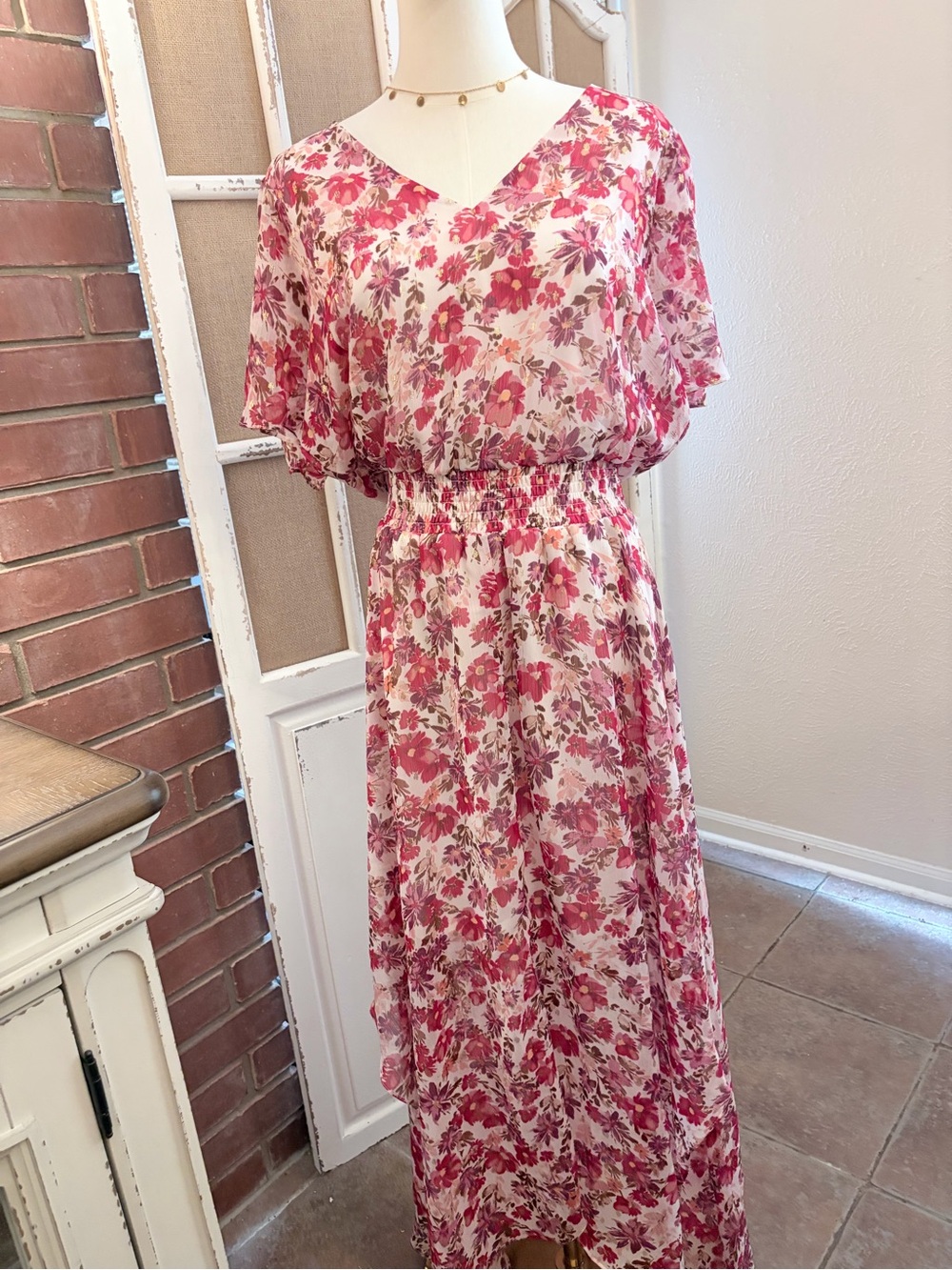 Chaus New York NWT Floral Metallic Gold Handkerchief Maxi Dress L